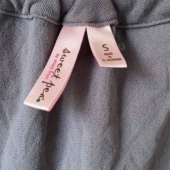 Sweet Pea gray tank top sz small - Picture 6 of 7